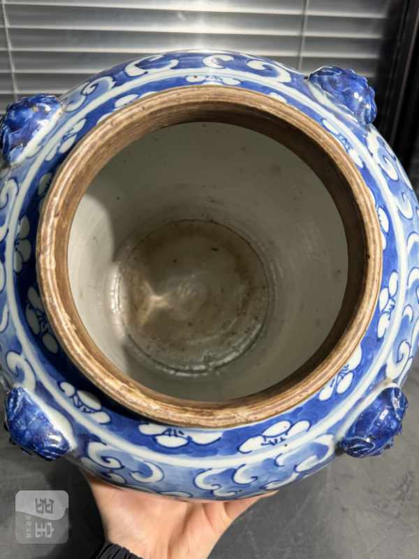 清中期青花留白云龙纹兽耳狮形钮将军罐 - 图7